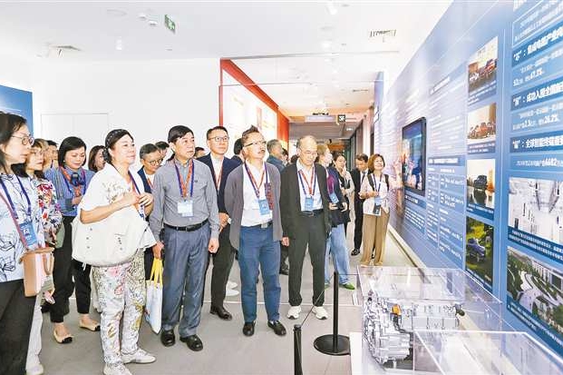 从“看见重庆”到“看上重庆” “知名港商重庆行”为渝港合作开新局