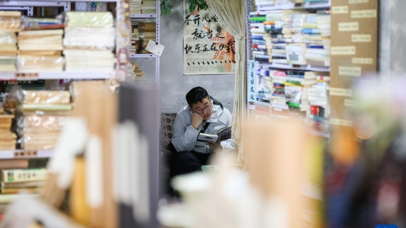 文学｜有一种浪漫叫逛书店