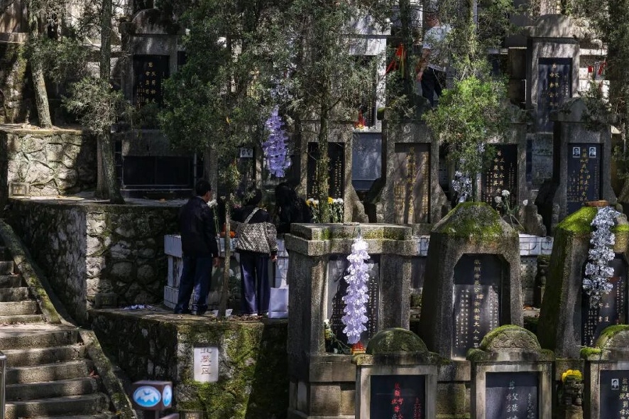 别让墓地大小定义孝心深浅