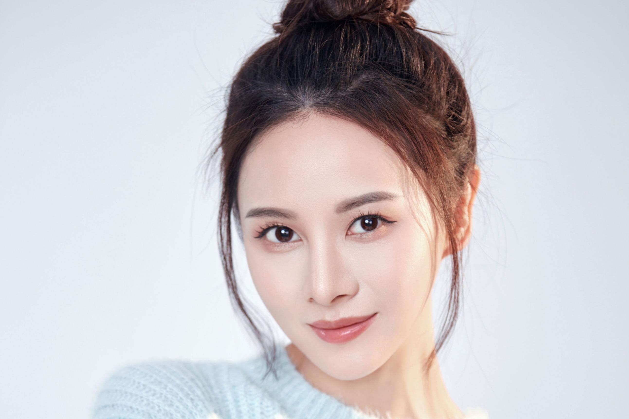 角色与自我：重庆青年演员颜璟莹的舞台求索