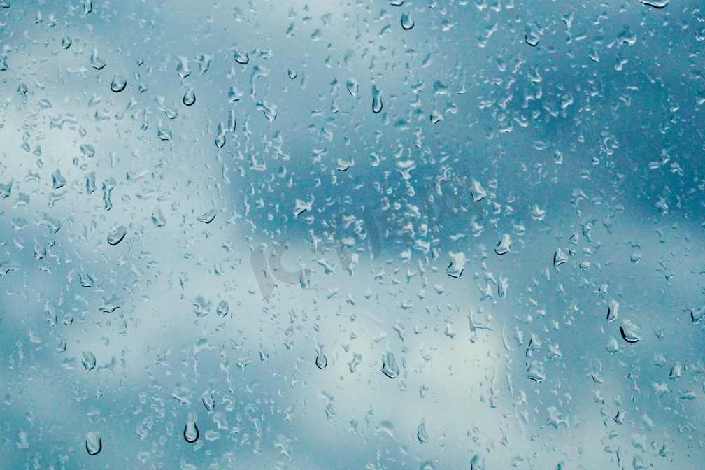 新一轮强降雨有何特点？气象专家解读：今晚11点雨势增强，18日晚间结束