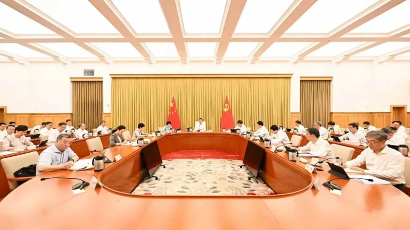 重庆市委常委会举行会议 深入学习贯彻习近平总书记在庆祝中国共产党成立105周年大会上的重要讲话精神 市委书记袁家军主持并讲话