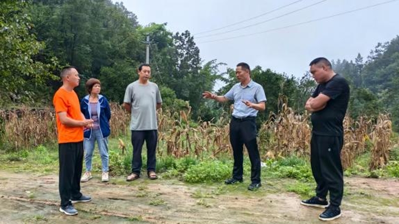 重庆武隆：主动下访督办 一线化解民忧