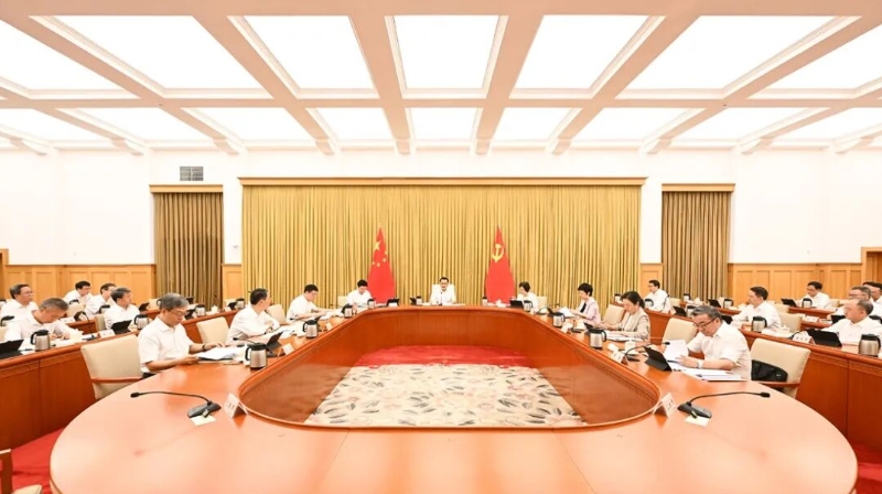 重庆市委常委会举行扩大会议 深入学习贯彻习近平总书记重要讲话精神 研究部署全面从严治党和市委巡视等工作 市委书记袁家军主持并讲话