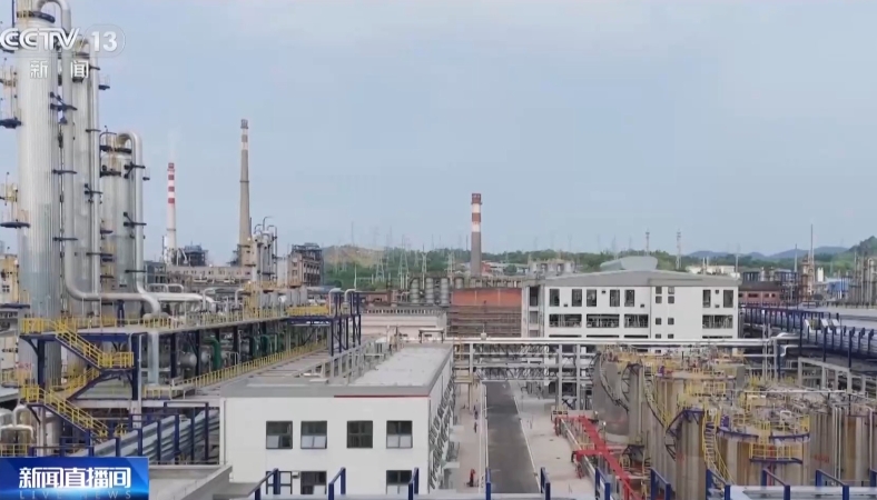 央视新闻看重庆｜年总产能21万吨 国内单厂规模最大聚乙烯醇生产基地建成