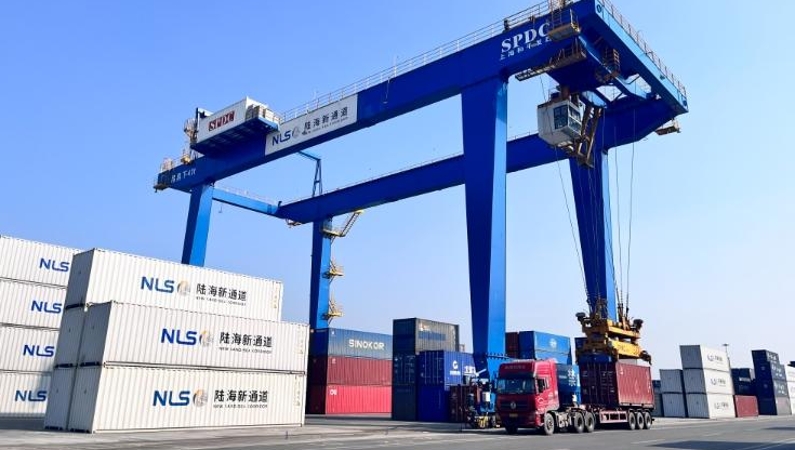 习语暖巴渝｜枢纽之城：重庆内陆开放的光荣与梦想