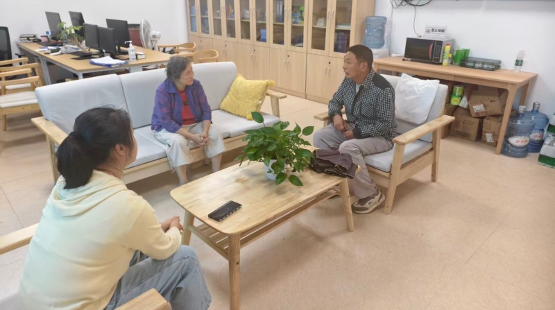 重庆綦江横山镇：“候鸟”党员学老马 温情调解化干戈