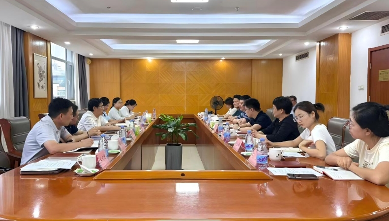 重庆当代党员杂志社与山东《支部生活》杂志社、湖北《政策》杂志社在山东济南开展座谈交流