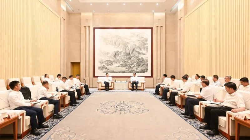 中国电气装备集团西南有限公司揭牌 袁家军陈新武会见李洪凤一行并共同揭牌