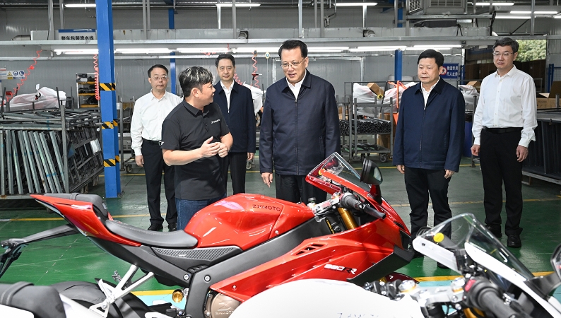 袁家军赴张雪机车调研并召开座谈会 陈新武参加
