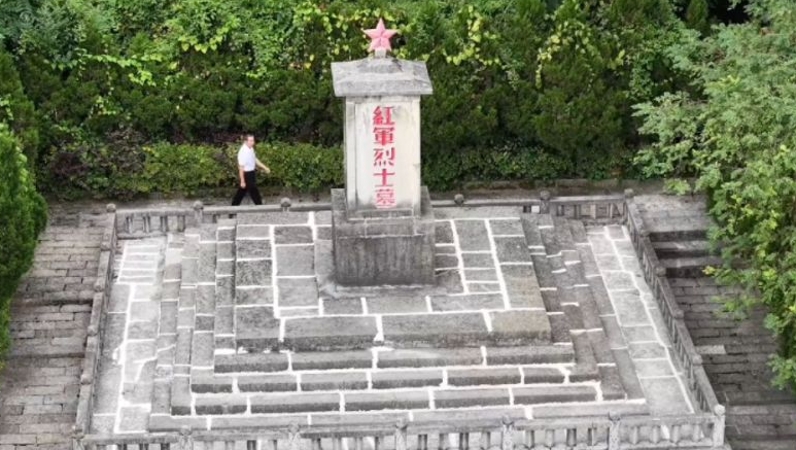 三代讲解员：我们都是红色记忆守护者
