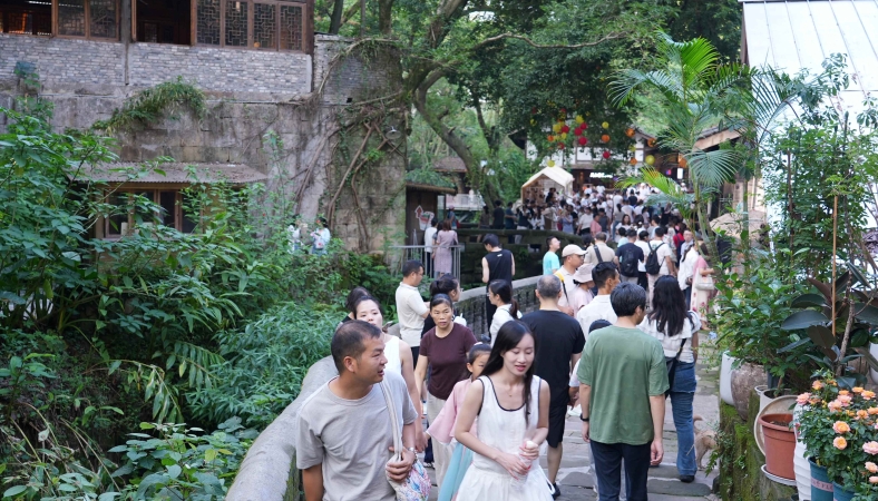重庆北碚：老村人气旺 民俗韵味长