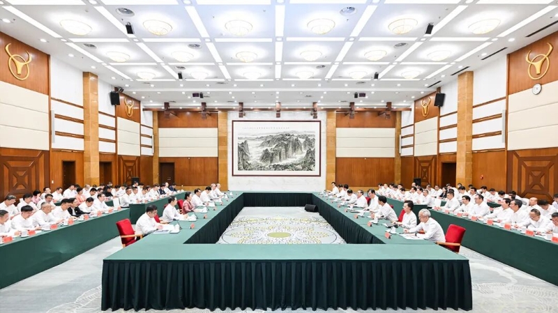重庆市党政代表团赴贵州省考察 袁家军徐麟李炳军陈新武参加