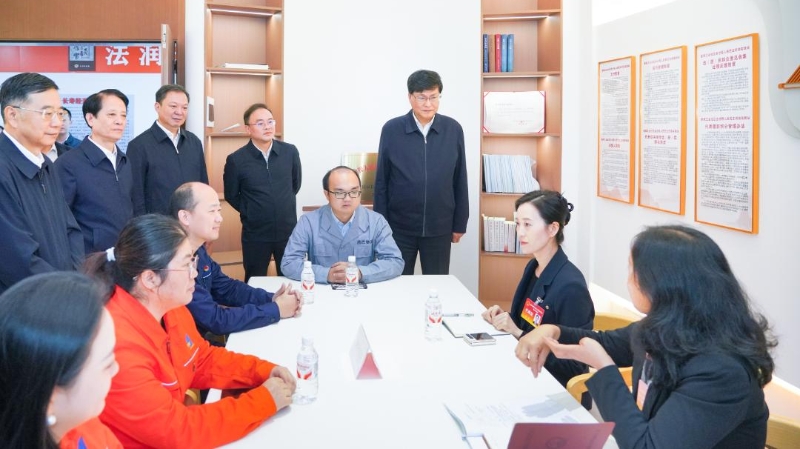 王炯在长寿区调研民族团结进步促进条例立法情况时强调 积极推动地方立法促进交往交流交融
